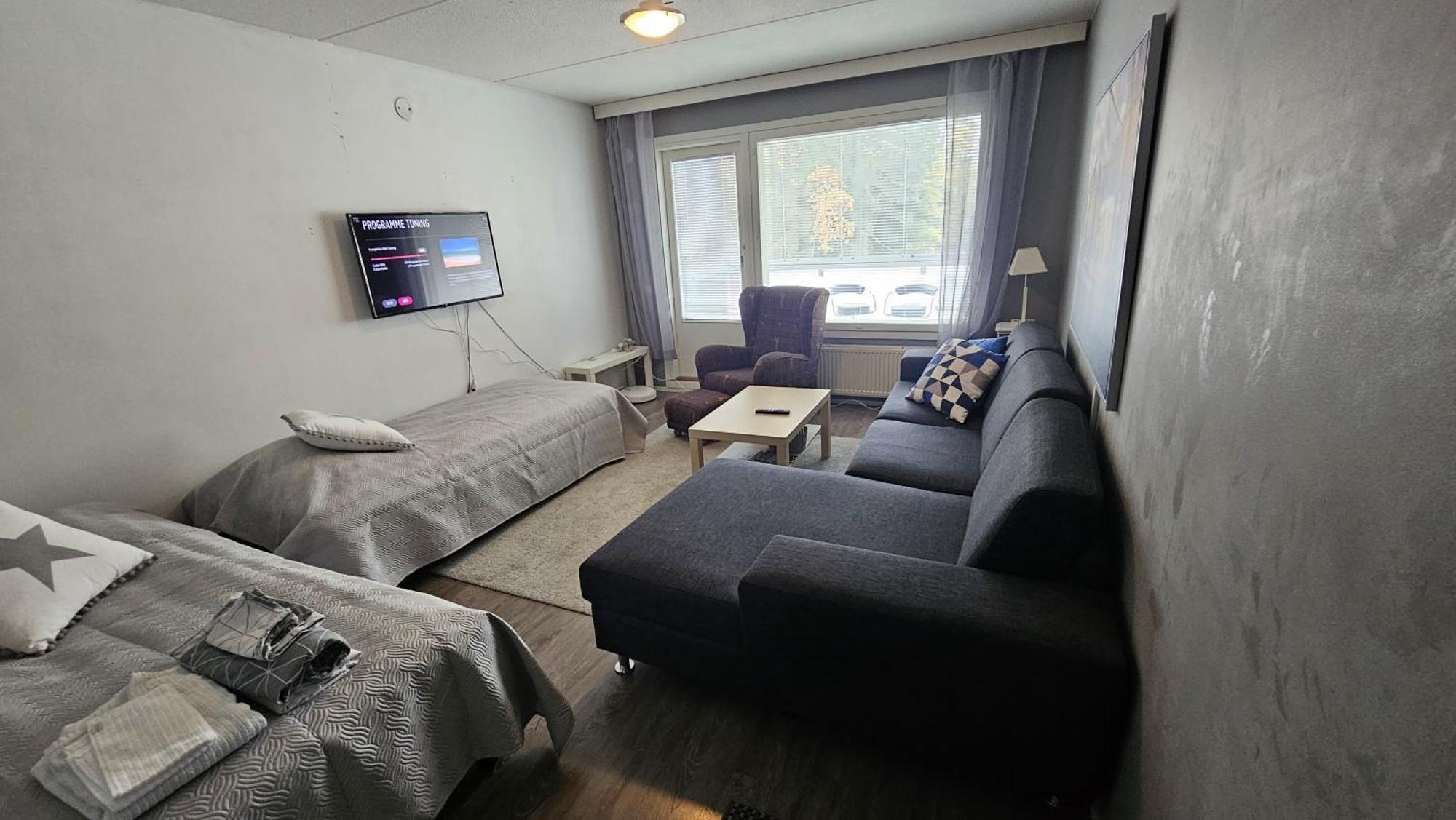 Tilava Kaksio, Saunalla Ja Saehkoeauton Latauksella. Tampere Buitenkant foto